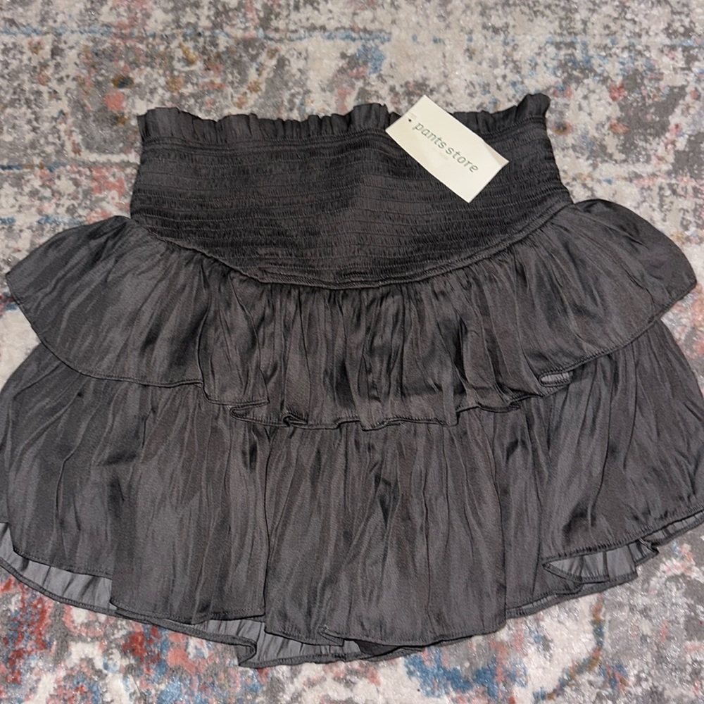 pants store skirt